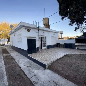 VENTA - Casa en Santa Teresita