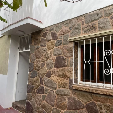 VENTA CASA CÉNTRICA 3 DORMITORIOS