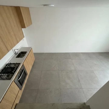 Vende Duplex 3 ambientes con jardín propio en caballito  parque centenario