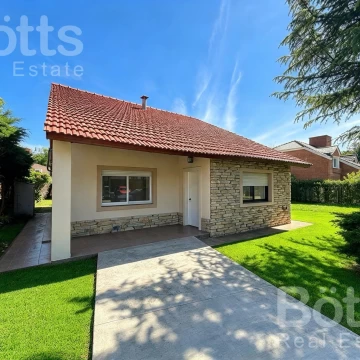Casa en Venta Refaccionada en Country Club Banco Provincia
