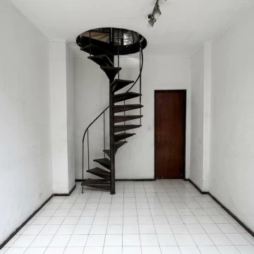 1793136248.jpg