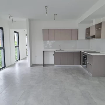 Venta- Departamento- 2 ambientes- balcon- Terraza- Cochera- Permuta-  Caballito