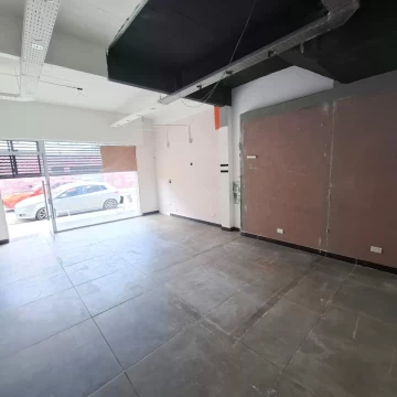 Alquiler Local al frente a metros de 9 de julio Lanús Este