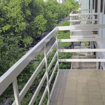 Venta Departamento 2 ambientes al Frente Balcón Balvanera