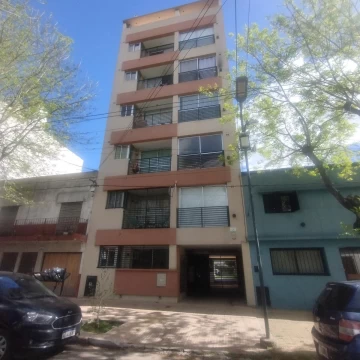 Departamento en  La Plata