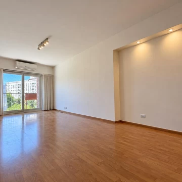 Venta de departamento 4 Ambientes con Dependencia, Cochera y Baulera | Vista Abierta a los Bosques