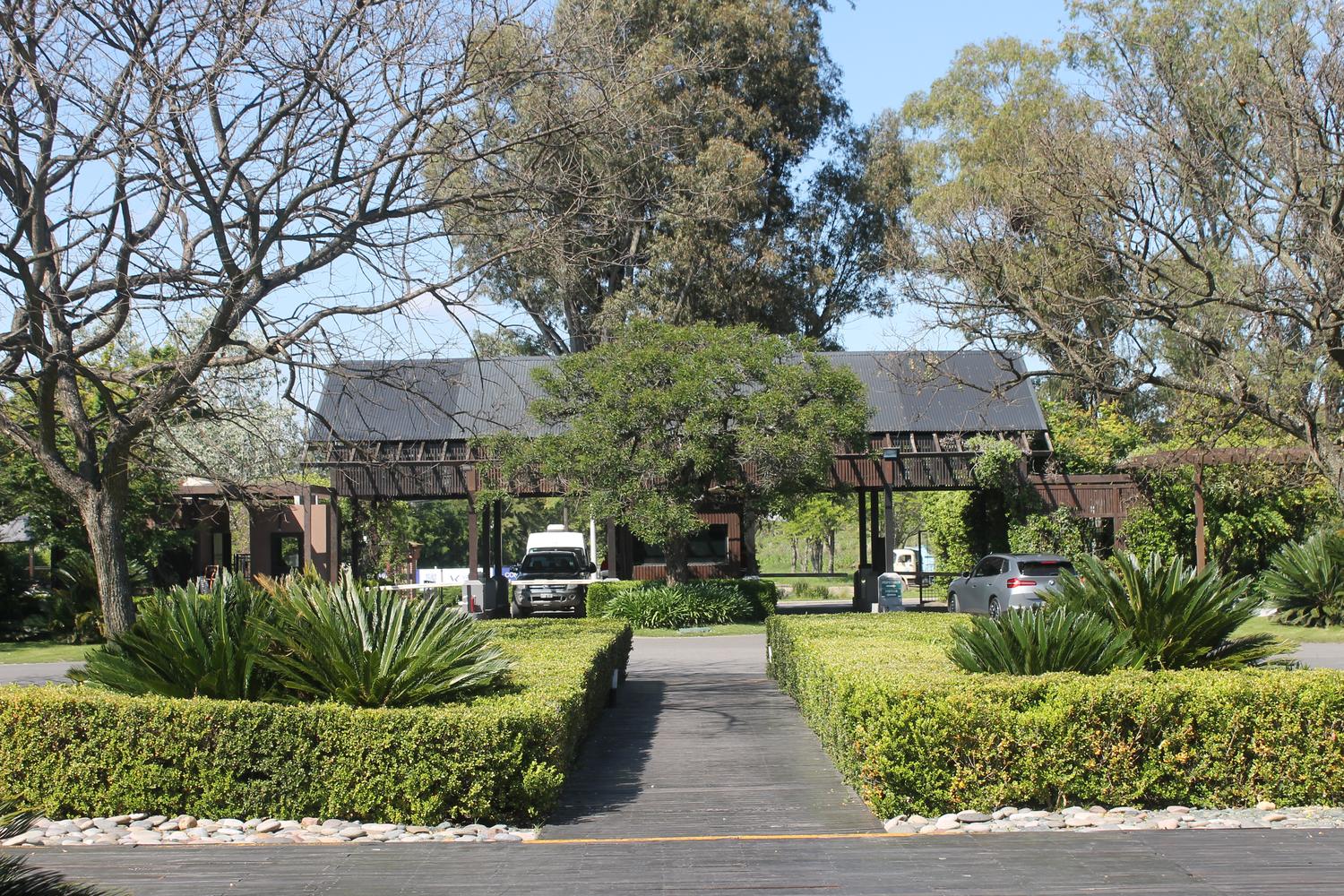 Salida del barrio