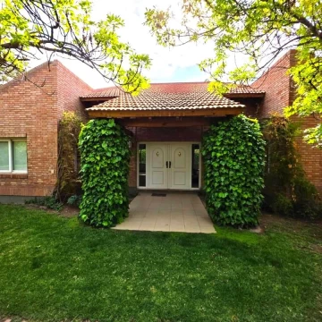 Casa en Venta Club de Campo Gran Terreno