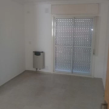 Departamento en en alquiler de un dormitorio con balcón, Mendoza al 3500