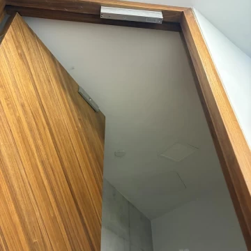 1793269102.jpg