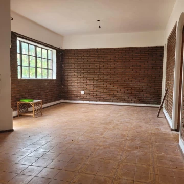 Alquiler casa Mendoza 5500 dos dormitorios planta alta