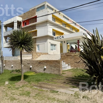 Venta departamento a estrenar frente al mar