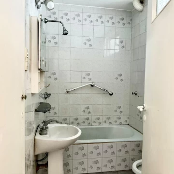 1793298433.jpg