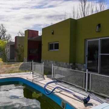 Venta Casa tipo Loft con pileta en San Jose Colón Entre Ríos