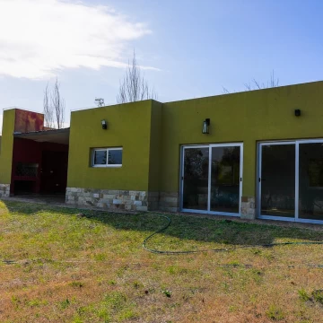 Venta Casa tipo Loft con pileta en San Jose Colón Entre Ríos
