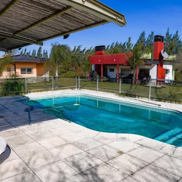 Venta Casa tipo Loft con pileta en San Jose Colón Entre Ríos