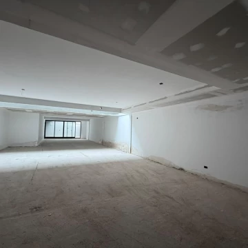 Excelente Planta de Oficina a Estrenar con Patio Propio en Belgrano
