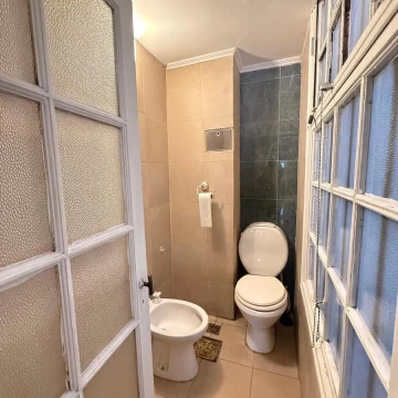 1793305032.jpg