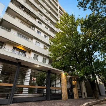 Departamento 3 amb con cochera y balcon