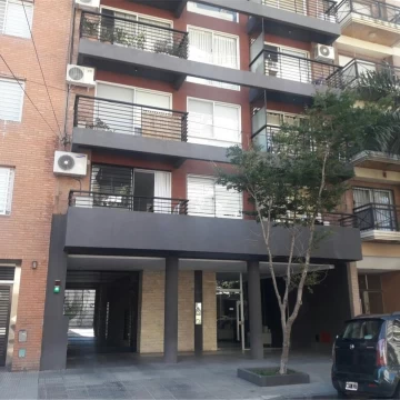 DEPTO | 1 AMBIENTE | ALQUILER | V. URQUIZA | DIVISIBLE