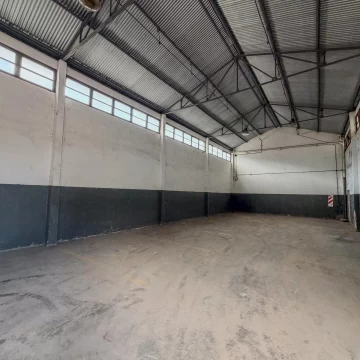 ALQUILER - DEPOSITO - POMPEYA - 325 m2