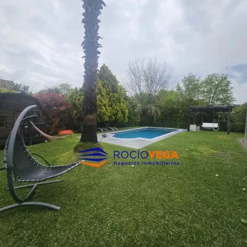1793388251.jpg