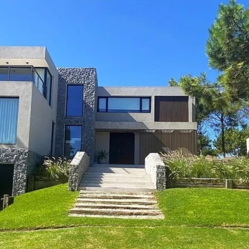 Casa Chalet  en Alq. Temporario en Maritimo II, Costa Esmeralda, Costa Atlántica