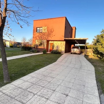 Casa  en Venta en Pilar, G.B.A. Zona Norte, Argentina