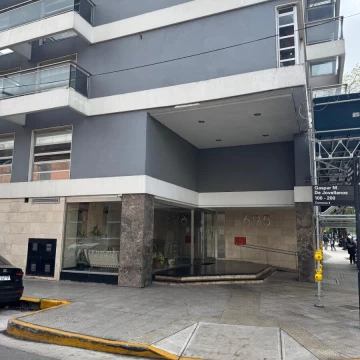 Cochera en venta en Av. Martin Garcia. Barracas.