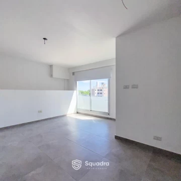 1793394745.jpg