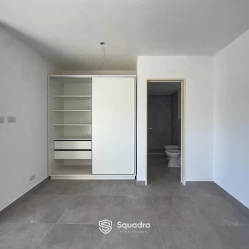 1793394747.jpg