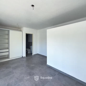 1793394748.jpg