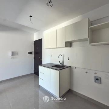 1793394750.jpg