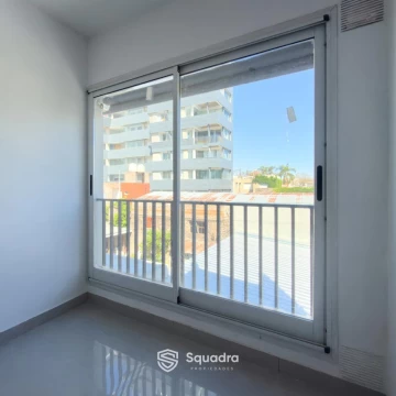 1793394755.jpg