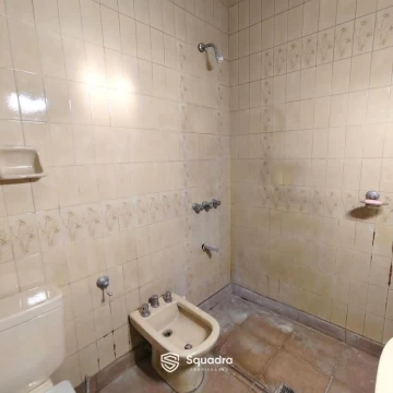 1793394770.jpg