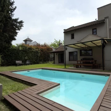 Casa en Venta 4 ambientes en Santa Marïa De Los Olivos, Grand Bourg, Malvinas Argentinas