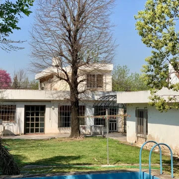 MORRISON 7674 4 dormitorios con Jardin y Pileta  VENTA