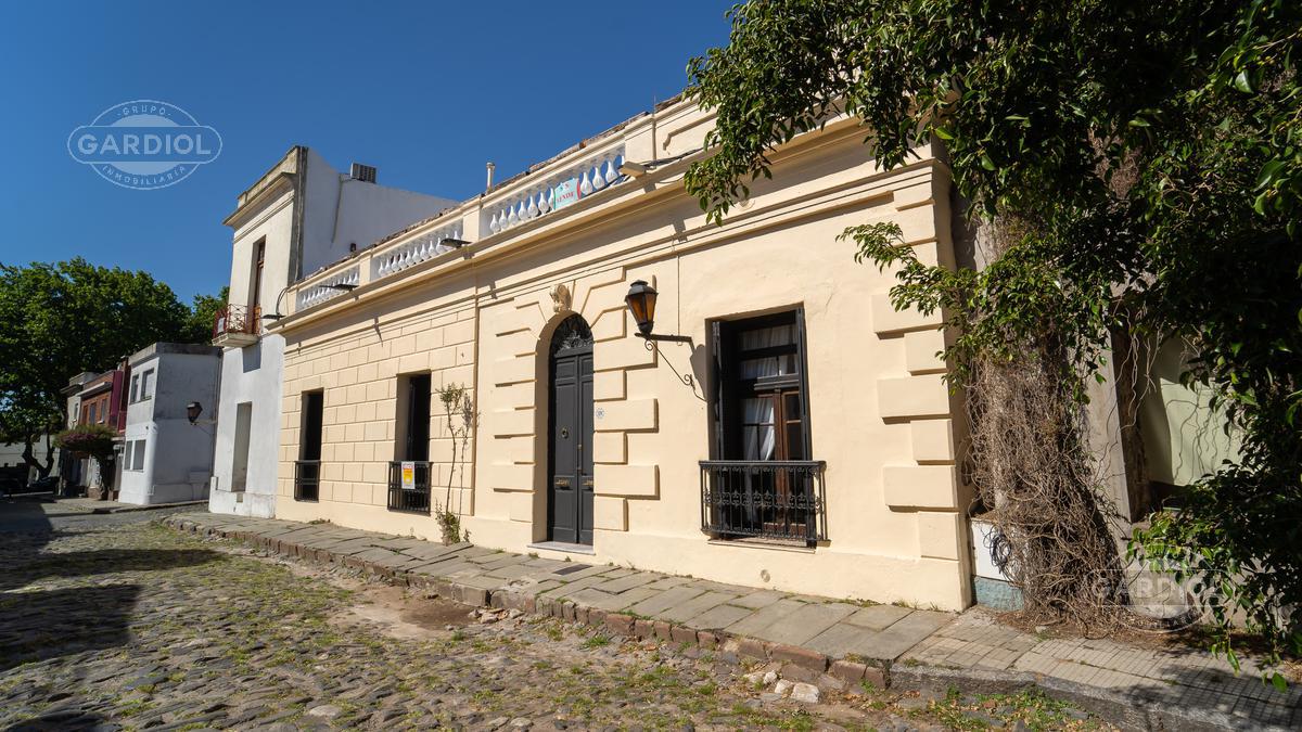 Venta Venta Casa en Barrio Histórico Colonia del Sacramento 5.040