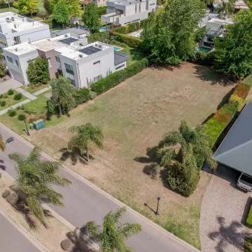 VENTA – Terreno de 950m2 - Cadaques Funes Hills, Funes