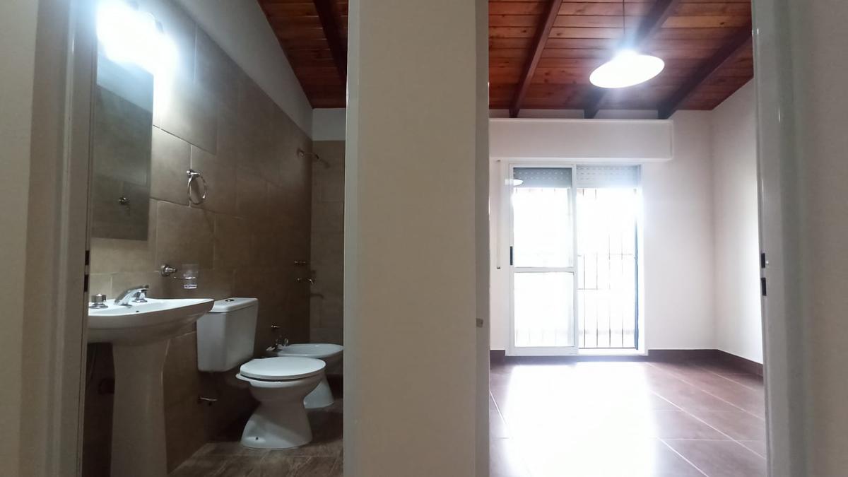 dormitorio y baño PA
