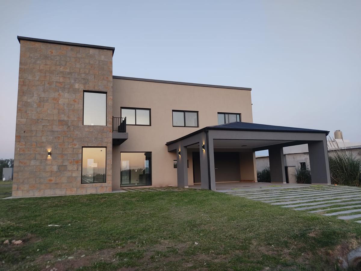 Venta Casa Los Juncos AHO4856642