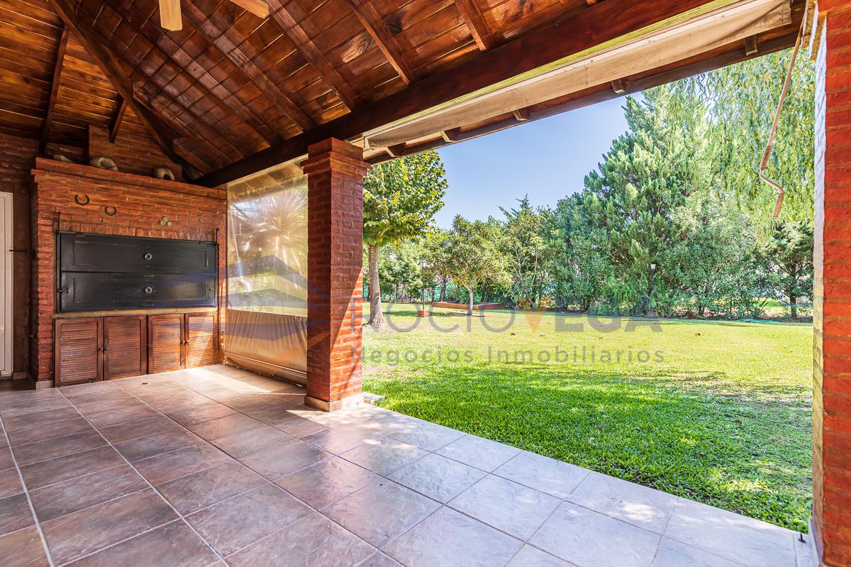 GALERIA CON PARRILLA