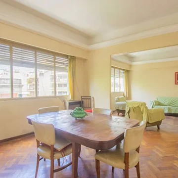 VENDIDA Venta de Departamento de 4 ambientes en Almagro.