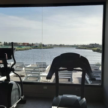 1702913083.jpg