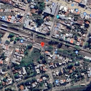 Terreno Esquina 3.200 m², Frente a Las Vias, Unico en El Centro de Paso del Rey