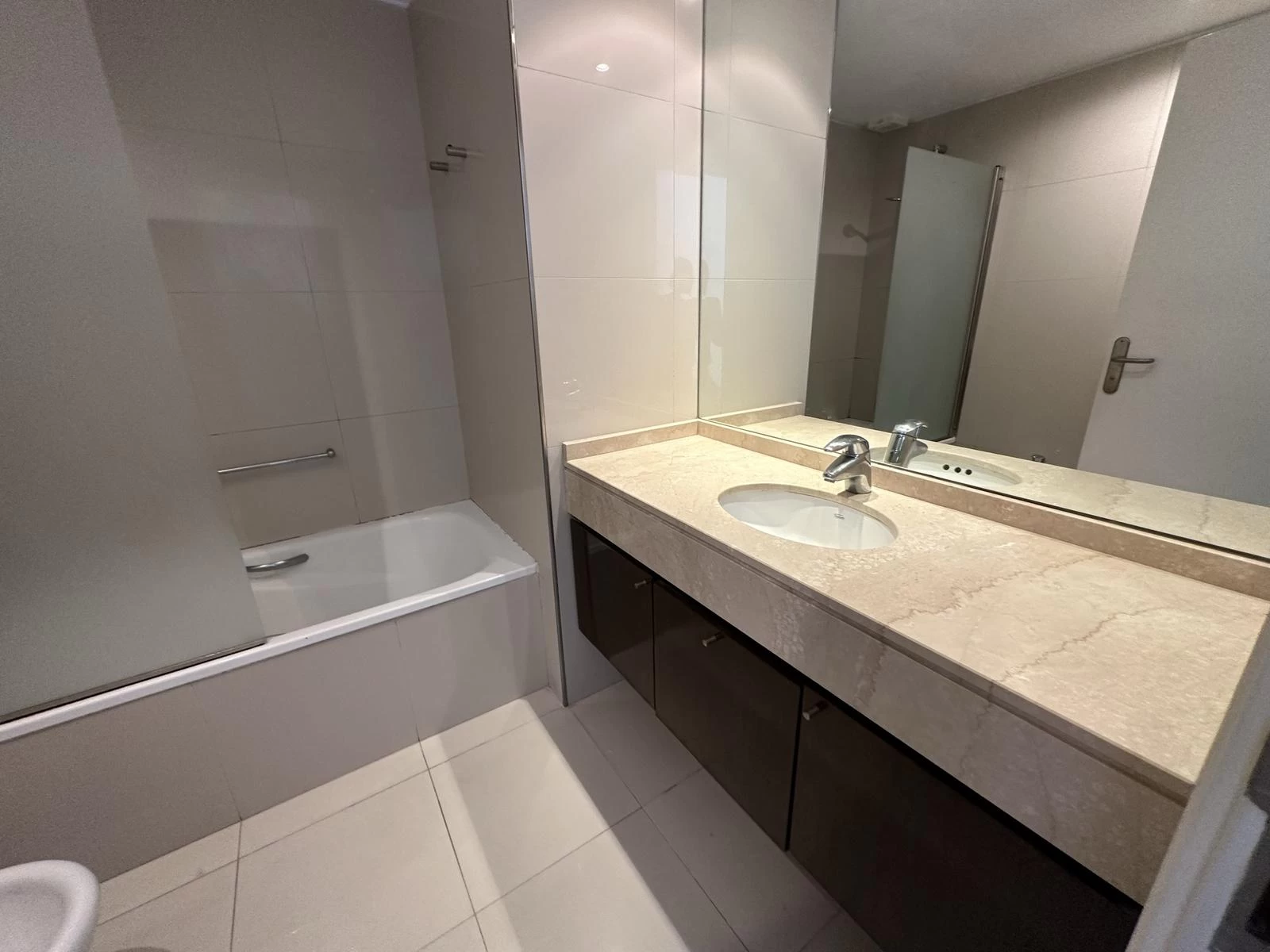 BañoSuitePrincipal