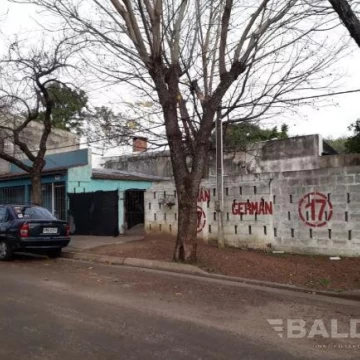 Casa en  Charrúa al 100