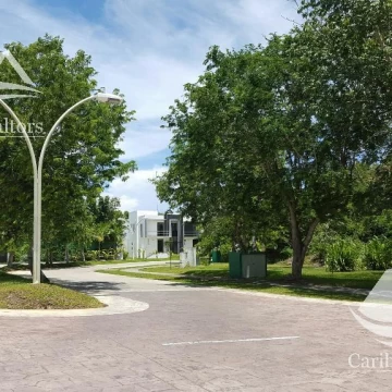 Terreno en Venta en Playa del Carmen El Cielo