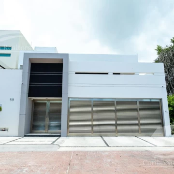 Casa  en Venta en Cancún ceSM 12 B-JVKG1319