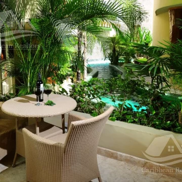 Departamento en  Venta en  Playa del Carmen/Riviera Maya/Maya Villa EMM1373